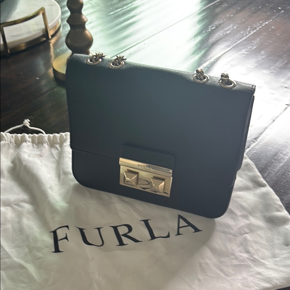 Furla Black Crossbody Bag with Sleek Design